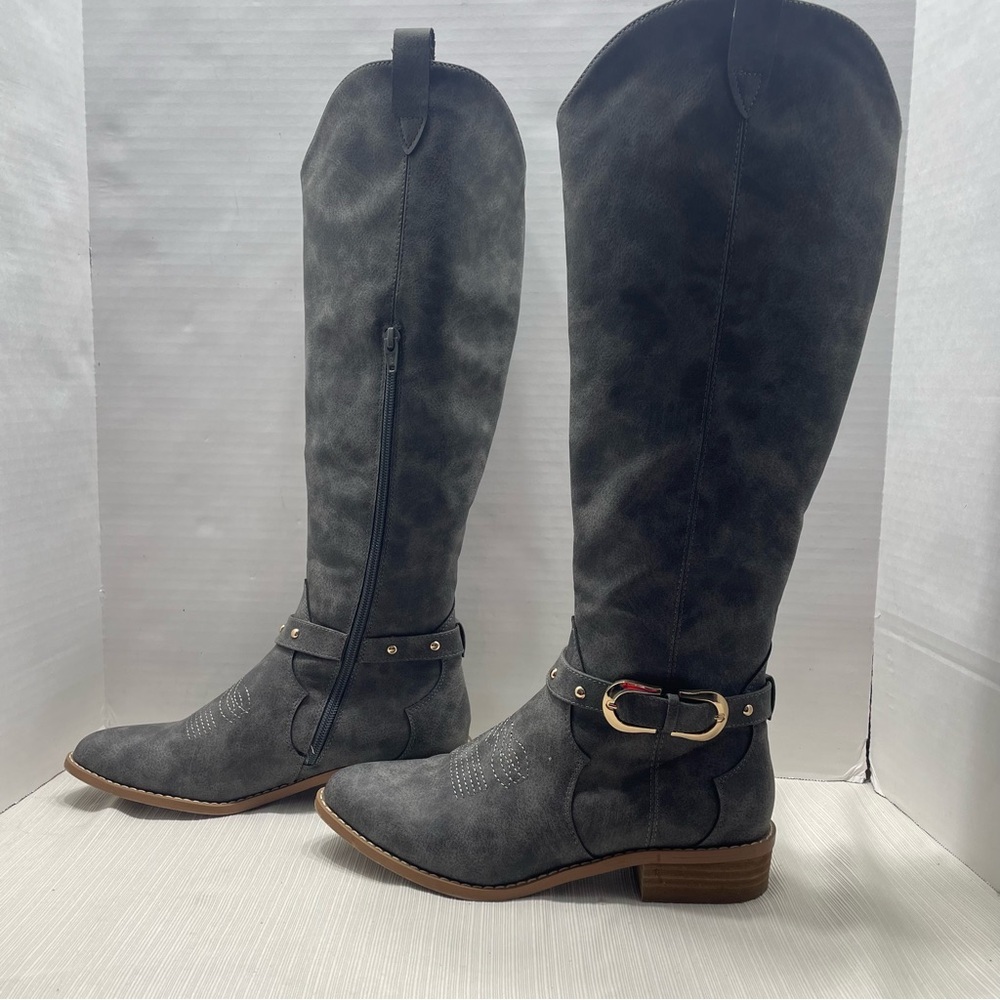 Comfort EST 1946 Western gray dress boots. Size 8. Pre-owned great condition. - Picture 2 of 16